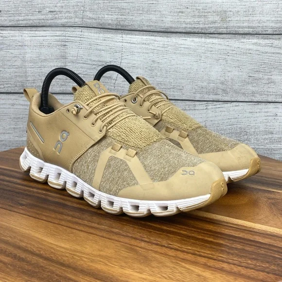 On Running Beige Athletic Shoes - Picture 3 of 14